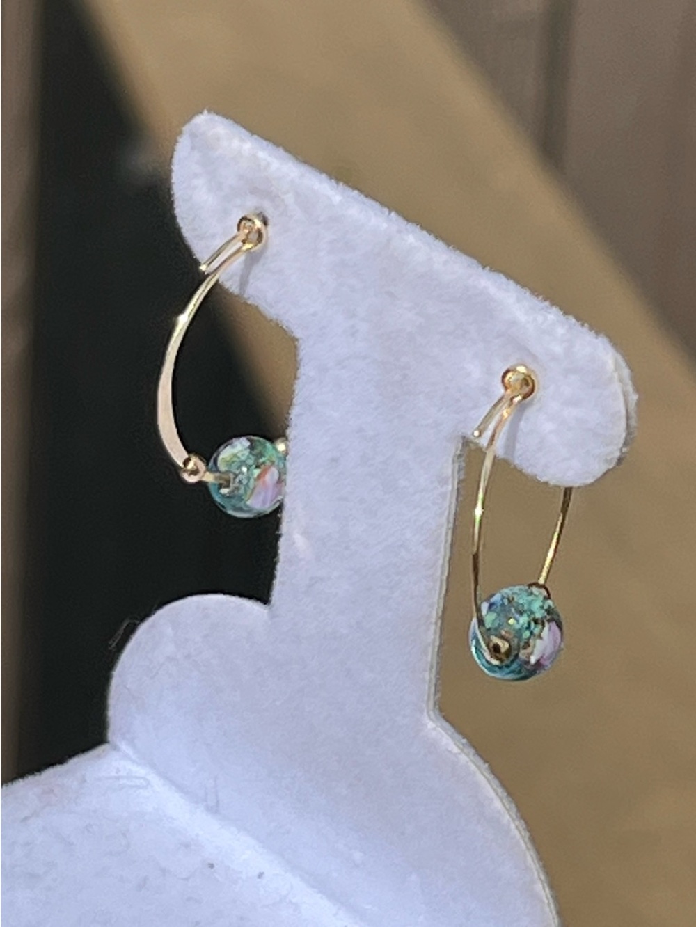 L66: Gold High Polish Flat Edge Hoop Earrings w/ 5mm Murano Bead